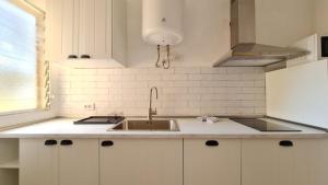 Los Cristianos - Apartment with pool Crissol