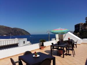 Lipari Centro Storico Flat 6 mins from Port