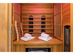 Holiday Home in Biggekerke with Infrared Sauna