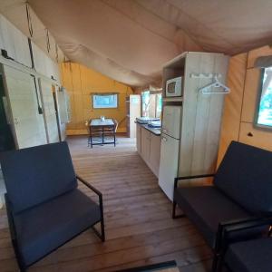 Campings Camping du Moulin de Thoard : photos des chambres