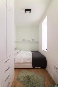 Green Leaf Apartment