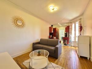 Appartements CALME, EMPLACEMENT PARFAIT, 15 min PARIS : Appartement 1 Chambre