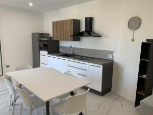 Deluxe Two Bedroom Apartment -Dependence Garden View  room in Residence La Margherita
