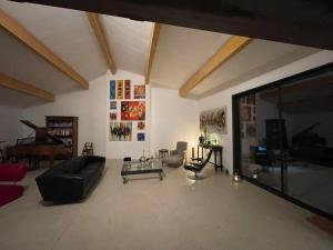 Maisons de vacances Mas Aupiho : Maison 4 Chambres