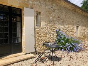 Appartements La Suite a Chateau Franc Daut : photos des chambres