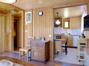 Chalet Zur Säge by Interhome