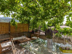 Appartements Apartment La Terrasse des Vignes - NYS180 by Interhome : photos des chambres