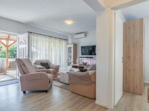 Holiday Home Ruza by Interhome