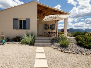 Maisons de vacances Holiday Home Les Hauts de Jallia - NYS130 by Interhome : photos des chambres