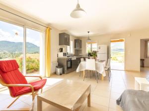 Maisons de vacances Holiday Home Les Hauts de Jallia - NYS130 by Interhome : photos des chambres