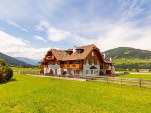 Apartment Top 1 by Interhome