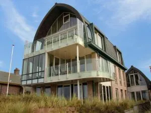 Apartment De Zeeparel by Interhome - 海边的艾格蒙特