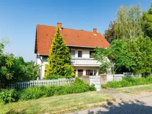 Holiday Home Dahlia by Interhome - Balatonkeresztúr