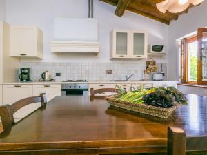 Apartment Francigena-4 by Interhome