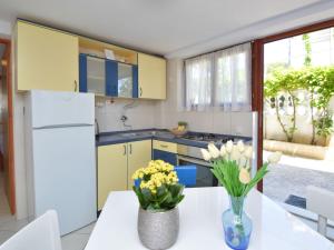 Apartment Rose-1 by Interhome