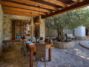 Holiday Home Mabrouk by Interhome