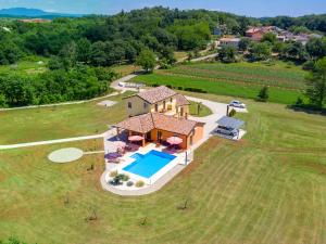 Holiday Home Villa Frankovići by Interhome 