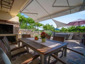 Holiday Home Dedina srića by Interhome 