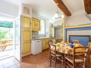Maisons de vacances Holiday Home Le Mas by Interhome : photos des chambres