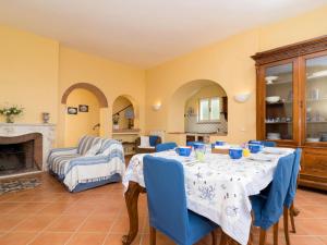 Holiday Home Garden House Li Galli by Interhome