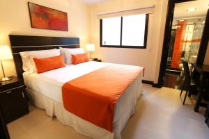 Puerto Mercado Hotel