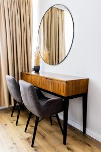 Moderne Maisonette Ferienwohnung mit Gartenzugang, nur 7 Gehminuten zum Strand, Parkplatz & Fahrradunterstellplatz