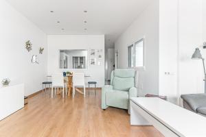 Home2Book Stylish Front Line Las Canteras Beach