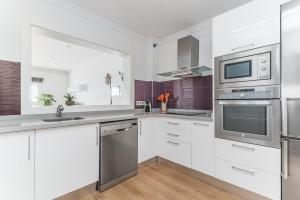 Home2Book Stylish Front Line Las Canteras Beach