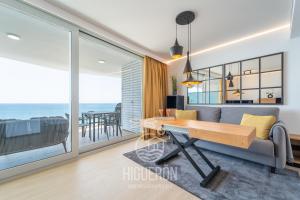 HigueronRentals Wave