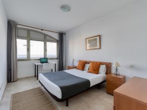 Mirando al mar by CanariasGetaway