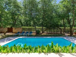 Holiday Home Villa Frleti by Interhome