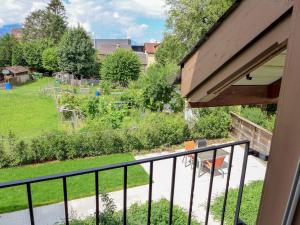 Apartment Henrys 202 by Interhome