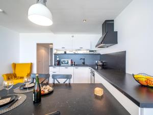 Appartements Apartment Residence Les Trois Iles by Interhome : photos des chambres
