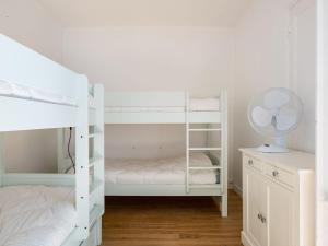 Maisons de vacances Holiday Home La Belle Gambetta by Interhome : photos des chambres