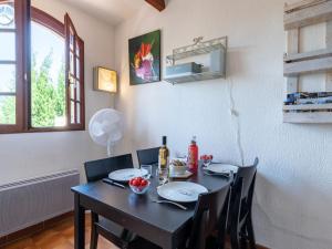 Apartment Les Cyprès by Interhome