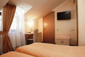 Standard Twin Room room in Gonchar Hotel