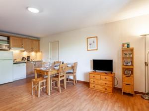 Apartment Les terrasses des bottières-2 by Interhome