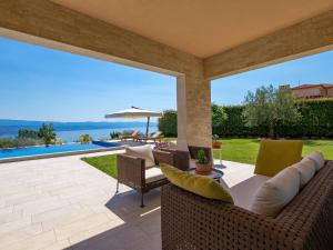 Holiday Home Villa Alpeza by Interhome