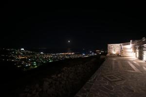 ERMOUPOLIS PANORAMA ART VILLA