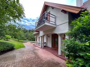 Őzkút Apartmanház - Lochenhaus