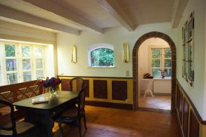 Ferien in einem historischen Bauernhaus mit Garten