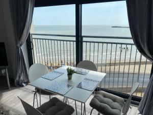 Penthouse Apartment with seaviews