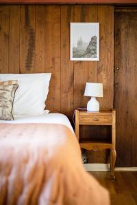 Maisons de vacances Cahors - Lot - Les Lumieres du Causse - Domaine en pierres blanches avec vue sur les causses : photos des chambres