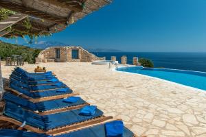 Blue Caves Villas - exceptional Villas with private pools direct access to the sea