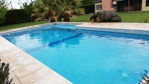 Posada Las Praderas con Piscina - Habitación con baño privado - Zona entre bodegas y viñedos