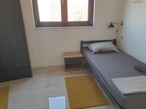 Apartman Retro with heated pool and gym for 8
