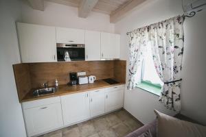 Borostyán Porta Lesencetomaj