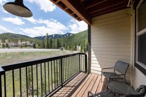 Premium Unit 4568 - One Bedroom withKitchenette - Fraser Crossing Founders Pointe condo