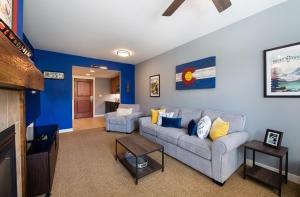 Premium Unit 4466 - One Bedroom withKitchenette - Fraser Crossing Founders Pointe condo