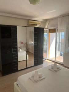 East Side Flat
